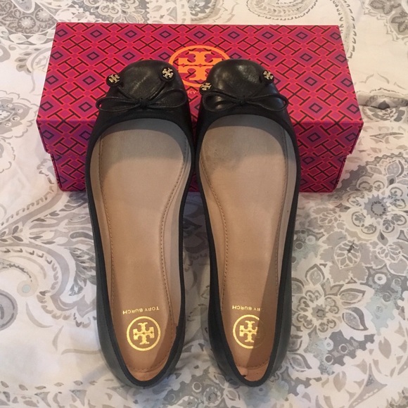 tory burch driver flats